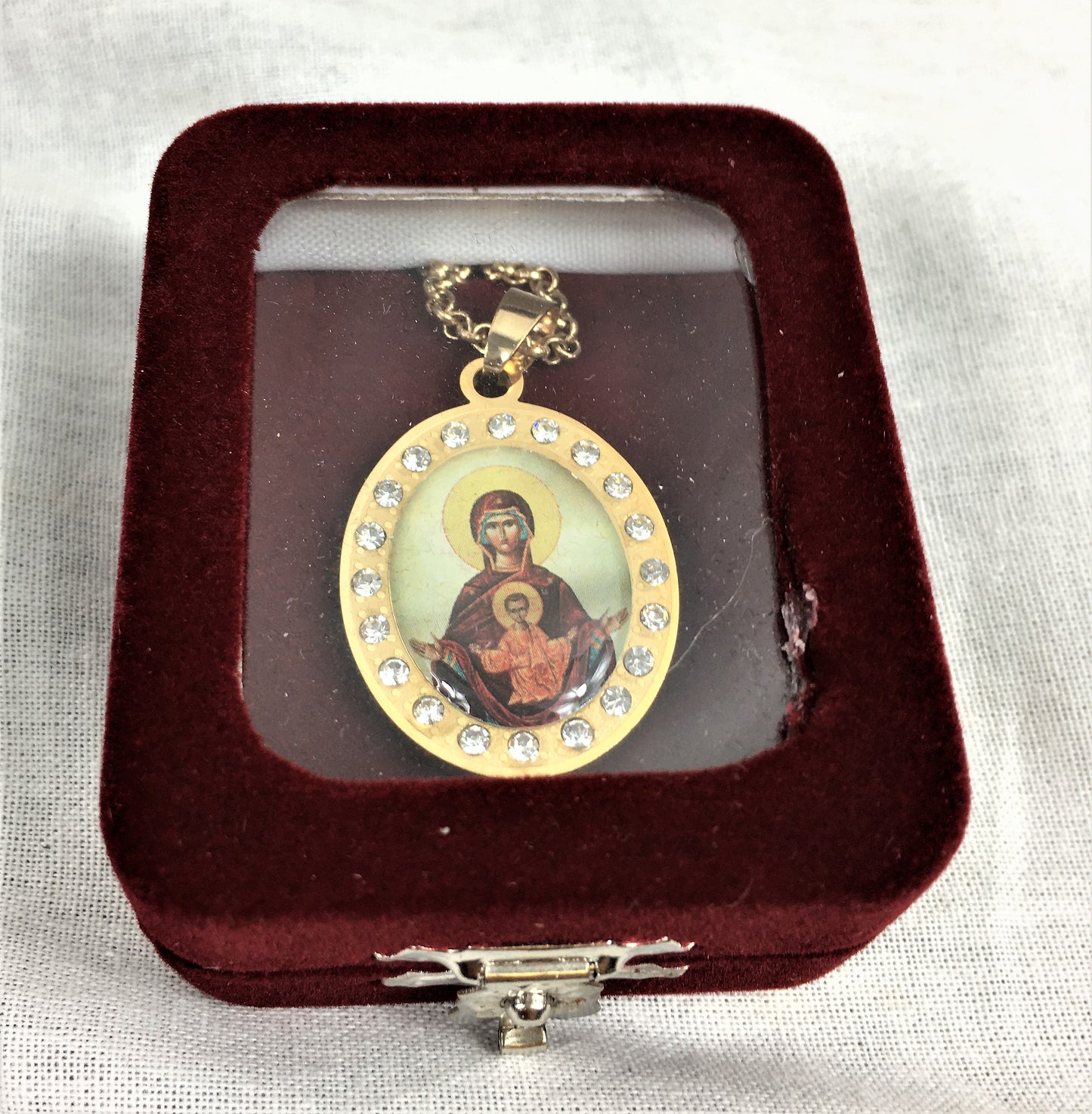 Theotokos Necklace in Velvet Box 01