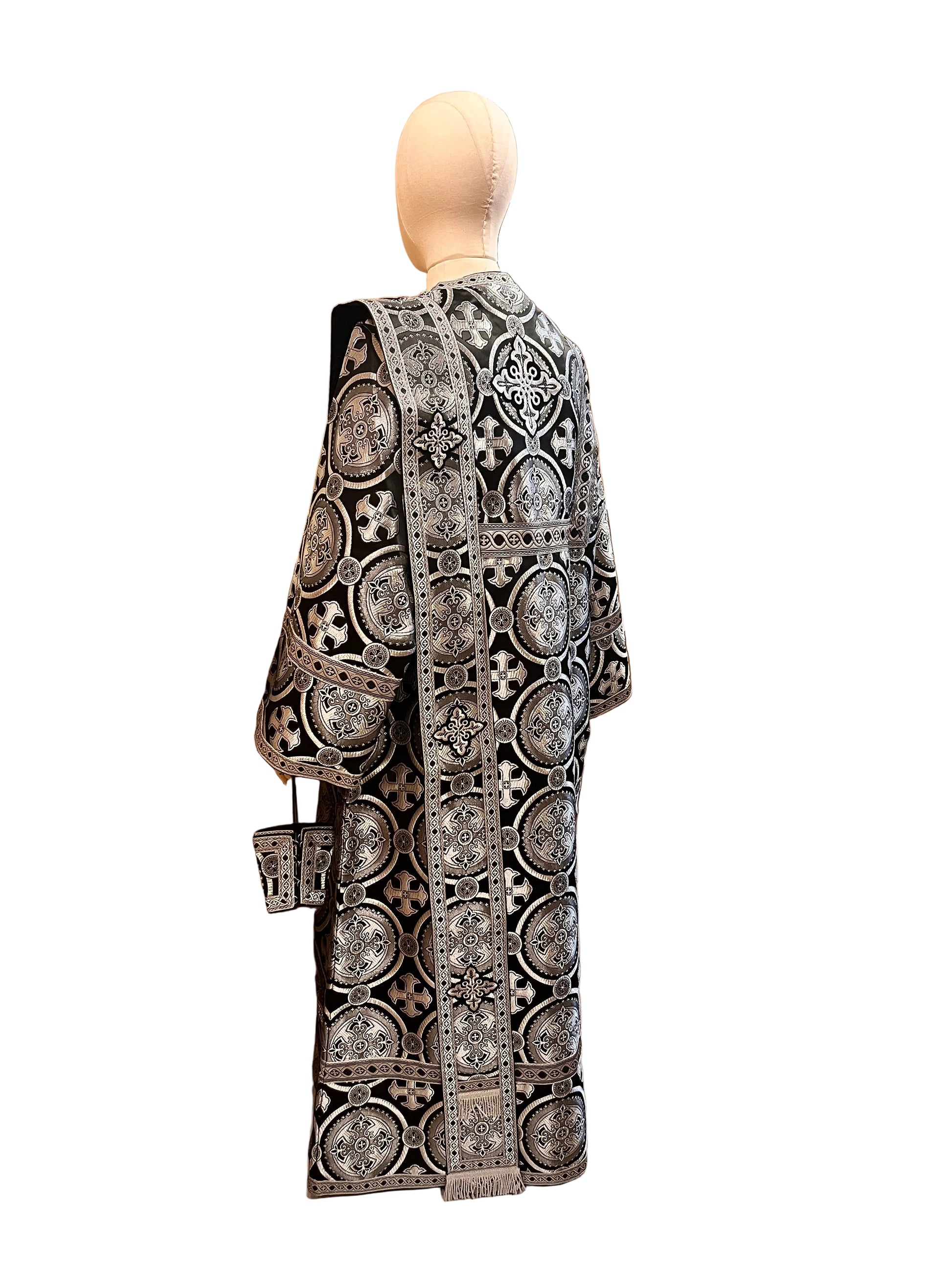 Deacon_Vestment_Set_-_Black_new_pic_7