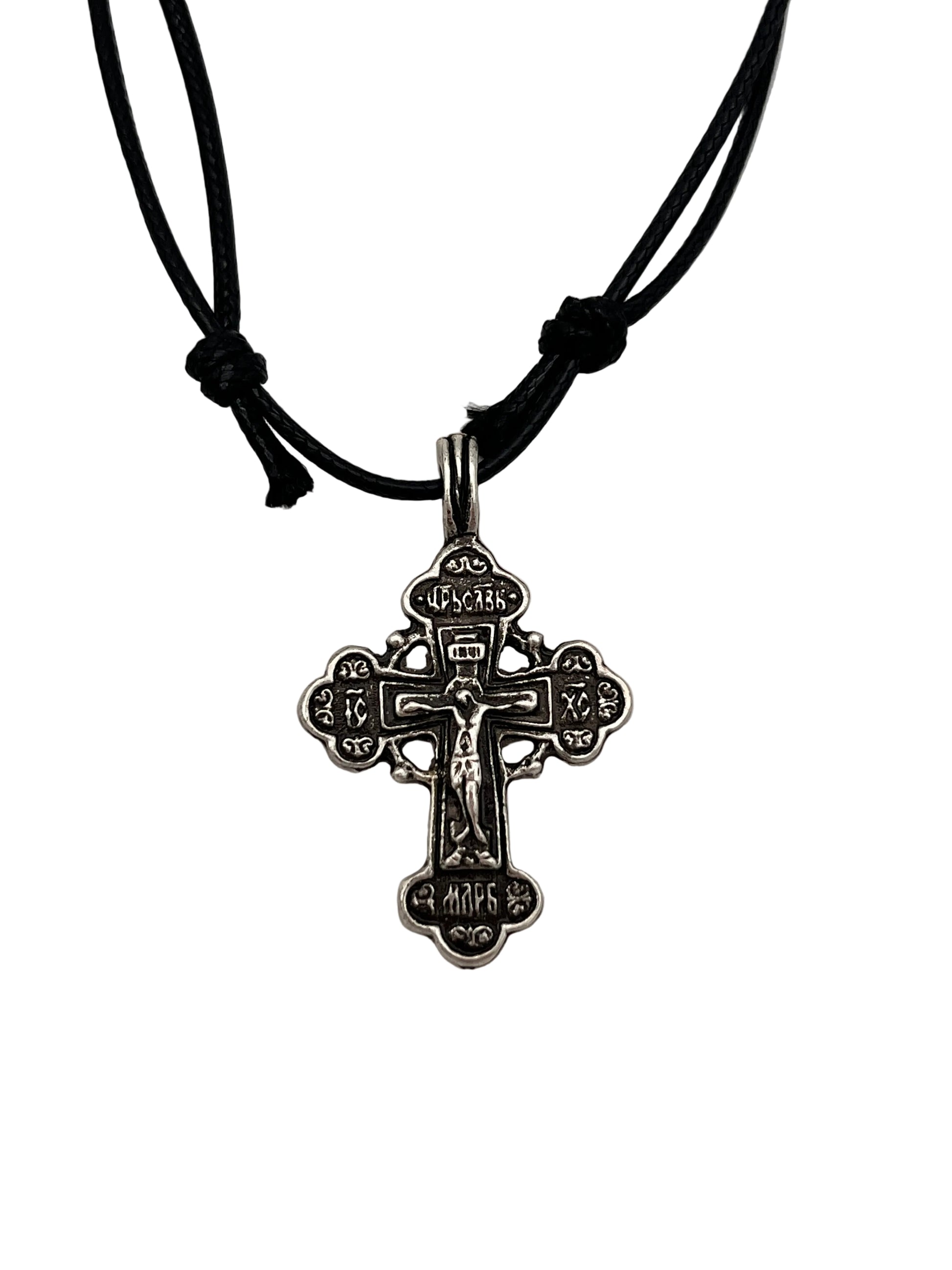 Pendent Cross 4 zoom front
